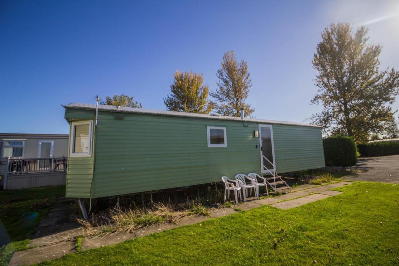 Lovely 8 Berth Caravan At Southview Holiday Park In Skegness Ref 33061C Hotel Exterior foto