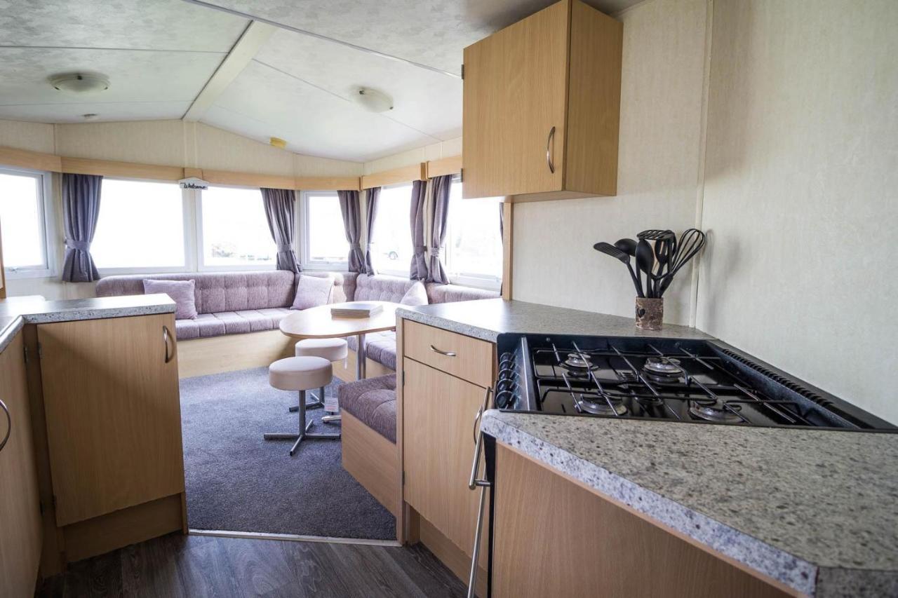 Lovely 8 Berth Caravan At Southview Holiday Park In Skegness Ref 33061C Hotel Exterior foto